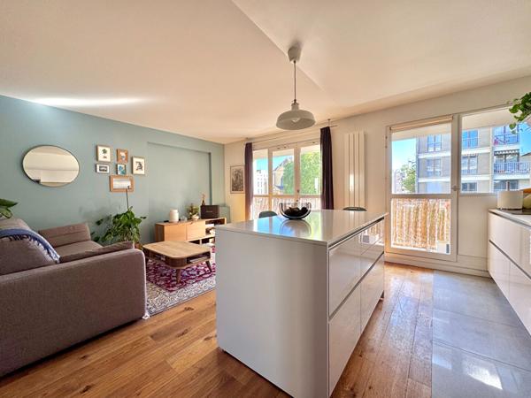 Appartement Pantin 3 pièce(s) 77 m2