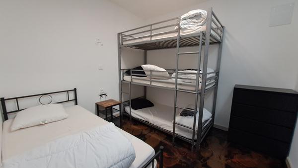 Villa 4 chambres Secteur Sainte Cécile les Vignes Mondragon (84430)