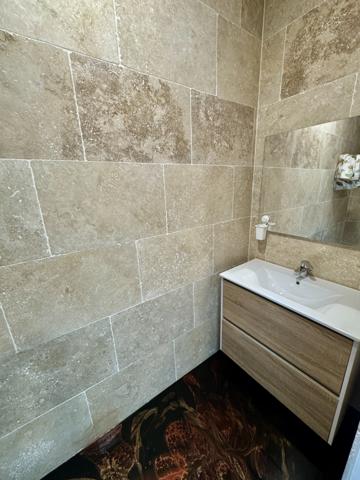 Villa 4 chambres Secteur Sainte Cécile les Vignes Mondragon (84430)