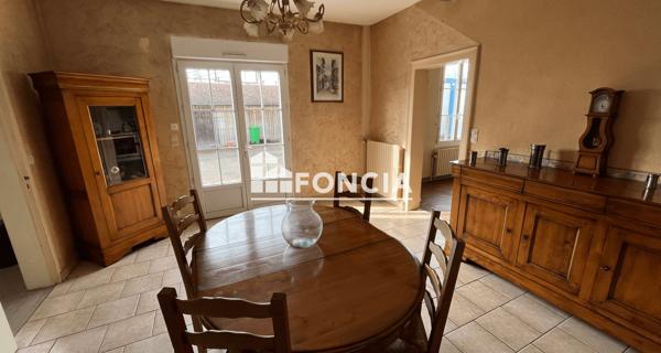 À vendre Maison 8 pièces 173 m² - Arnage 72230