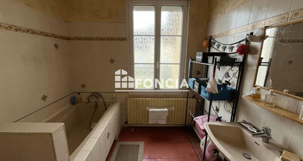 À vendre Maison 8 pièces 173 m² - Arnage 72230