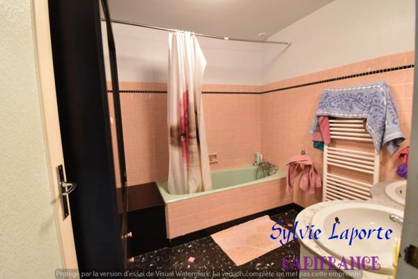 Dpt Lot et Garonne (47), à vendre VILLENEUVE SUR LOT appartement ,idéal investisseurs, ou grande famille