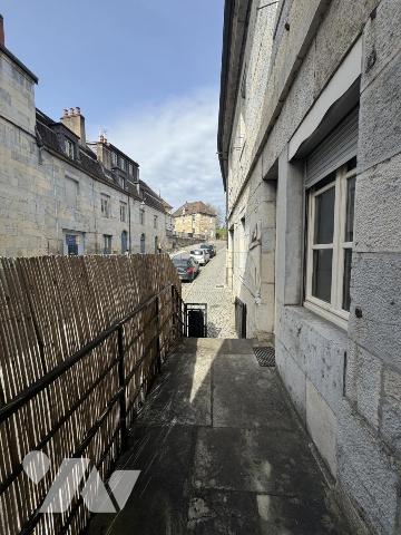 Appartement T3 rez de chaussée 18 rue des frères mercier Besançon