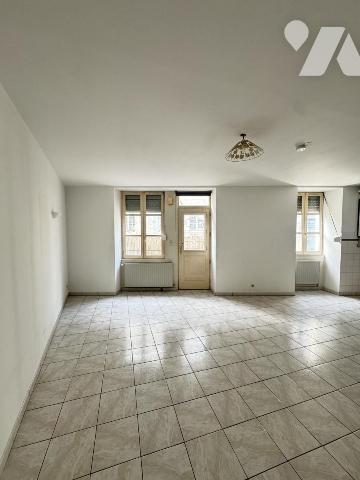 Appartement T3 rez de chaussée 18 rue des frères mercier Besançon