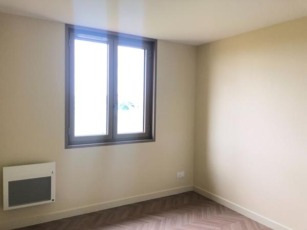 Maison mitoyenne T5 BAR SUR AUBE Ref 629B
