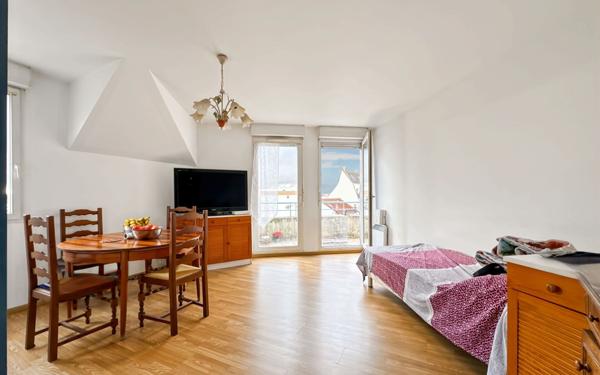 Appartement à vendre    3 pièces • 61,68 m2 Villepinte