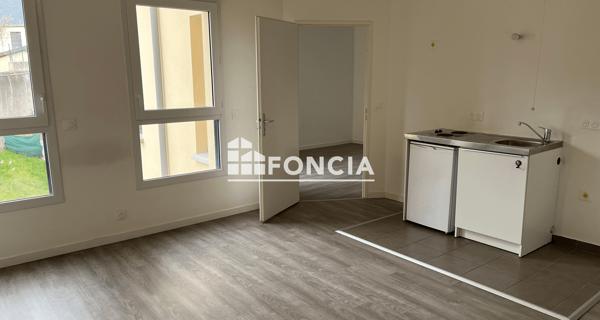 Location Appartement 2 pièces 38.9 m² - ÉTampes 91150