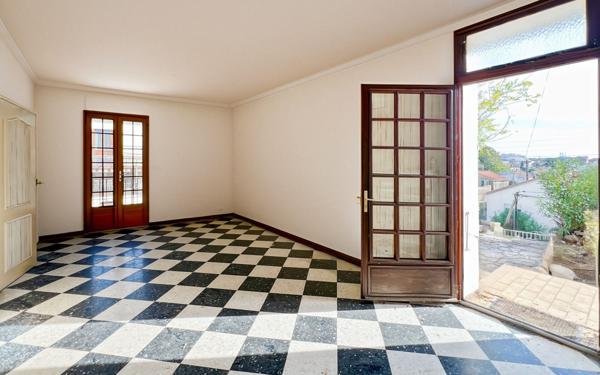 Maison à vendre    3 pièces •  Béziers