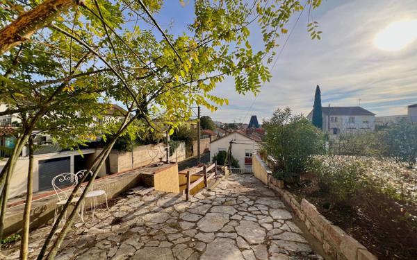 Maison à vendre    3 pièces •  Béziers