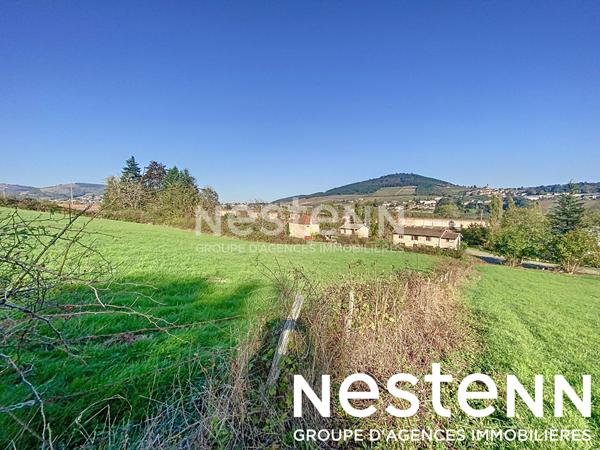 A vendre : Terrain à bâtir - 71960 LA ROCHE VINEUSE