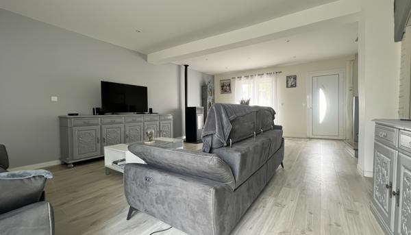 Ensemble immobilier avec revenus locatifs ? Maison 120 m² + 2 T2 loués ? Chartres