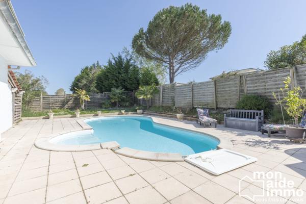 Maison de 117m²  avec piscine, atelier et double garage