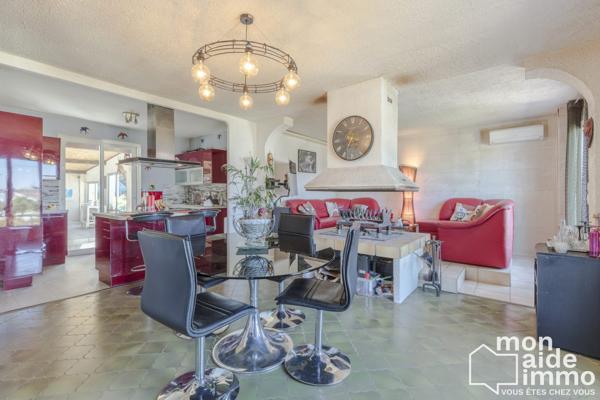 Maison de 117m²  avec piscine, atelier et double garage