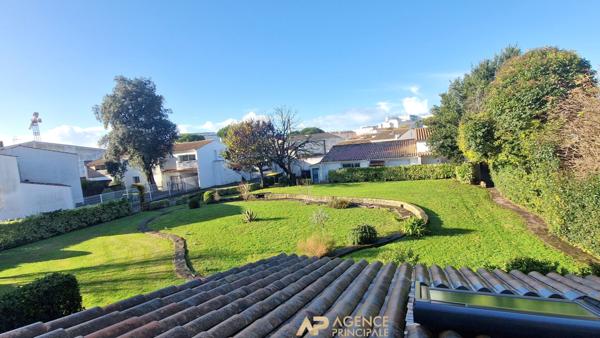 La Rochelle Saint-Éloi - 3 Chambres, Calme et Proximité Centre-Ville €330 000 ** - Référence ND668