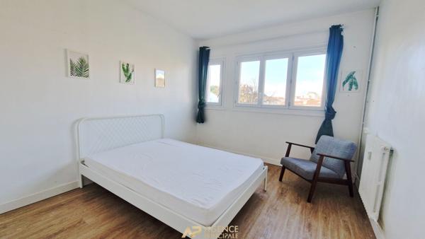 La Rochelle Saint-Éloi - 3 Chambres, Calme et Proximité Centre-Ville €330 000 ** - Référence ND668