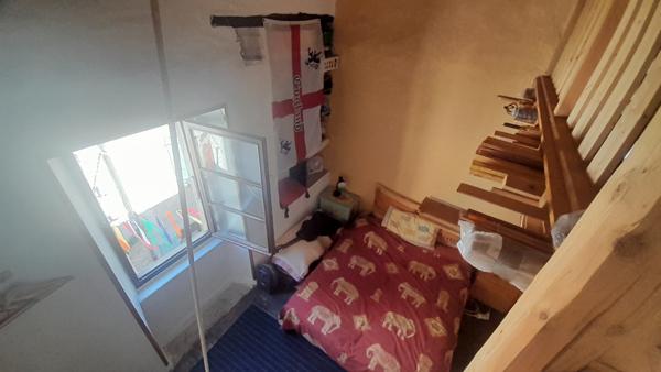 Châtillon-en-Diois (26410) Exclusivité-Cœur du village de Châtillon-en-Diois/ Maison en pierres avec balcon