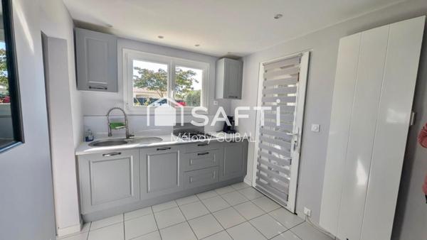 À Médis, 2 maisons indépendantes, 155 m2 au total, 5 chambres, garage et jardin clos.