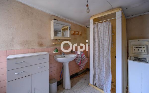 Maison à vendre    3 pièces •  Estaires