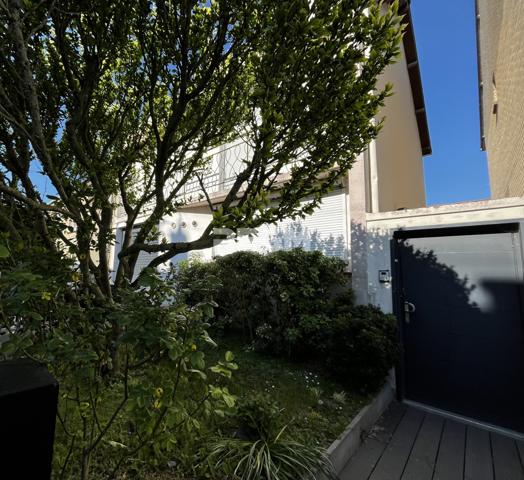 Saint-Malo (35400) En exclusivité - Maison de ville 3/4 chambres. Saint-Malo - Courtoisville.