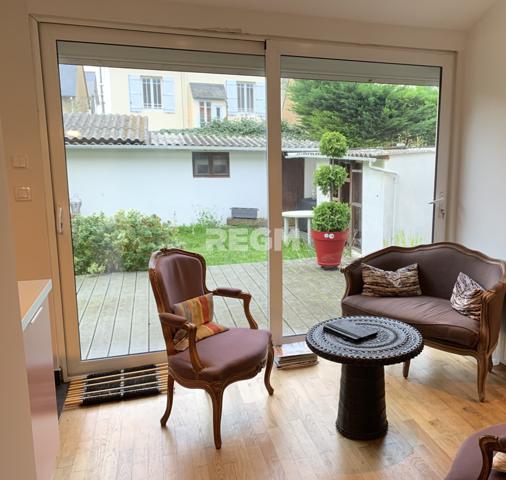 Saint-Malo (35400) En exclusivité - Maison de ville 3/4 chambres. Saint-Malo - Courtoisville.