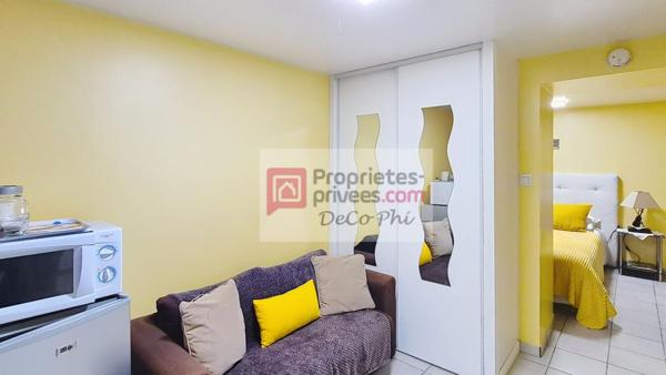 Maison  100m2  (130 au sol)   Très bon état  Terrasse sud-ouest 10m2  Versailles Porchefontaine