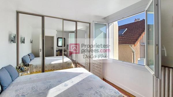 Maison  100m2  (130 au sol)   Très bon état  Terrasse sud-ouest 10m2  Versailles Porchefontaine