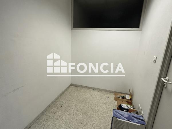 Location Local commercial 3 pièces 41 m² - 41 BOULEVARD DES ETATS UNIS La Roche Sur Yon 85000