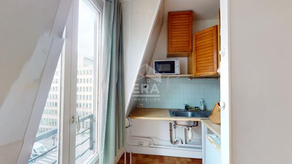 Appartement Paris 1 pièce d'environ 18 m2 au sol