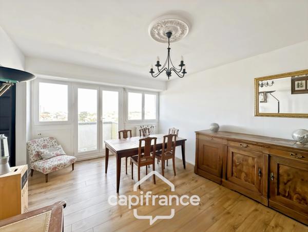 Appartement à vendre, La Rochelle quartier de La Genette, 69m2, 2 Chambres, dernier étage avec ascenseur, cave et parking