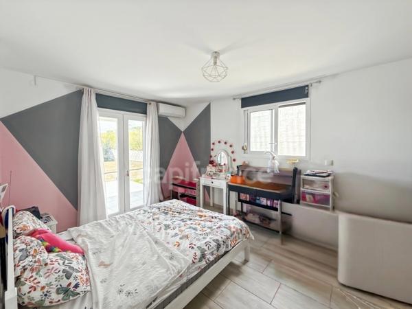 Une maison contemporaine avec vue mer, volumes généreux et cadre de vie privilégié à Sainte-Marie