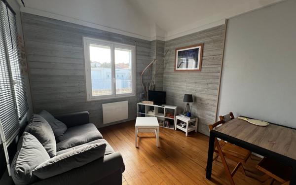 Maison à vendre    3 pièces • 33,04 m2 Royan
