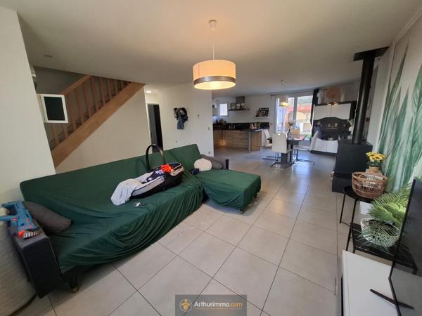 Pommeuse (77515) PAVILLON T5 sous-sol total, jardin 611 m²