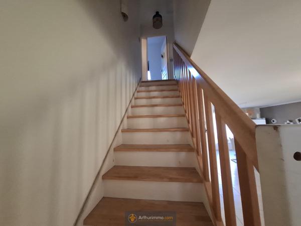 Pommeuse (77515) PAVILLON T5 sous-sol total, jardin 611 m²