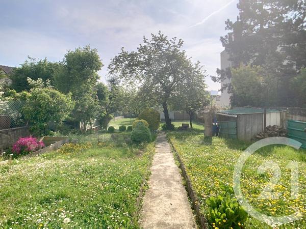 Maison à vendre  12 pièces - 279,32 m2 THIAIS - 94