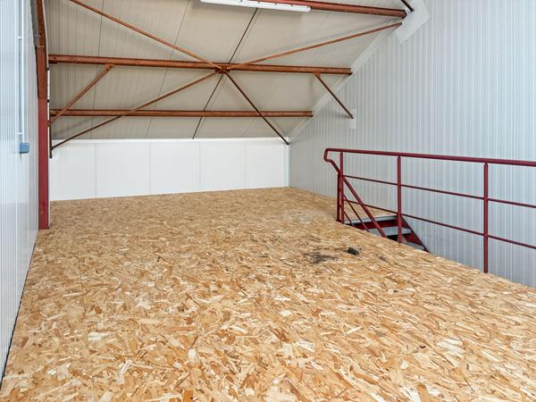 Entrepôt de 85,08m2 PERIGNY SUR YERRES