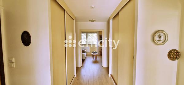 Appartement 4 pièces - 81 m² Exclusivité efficity