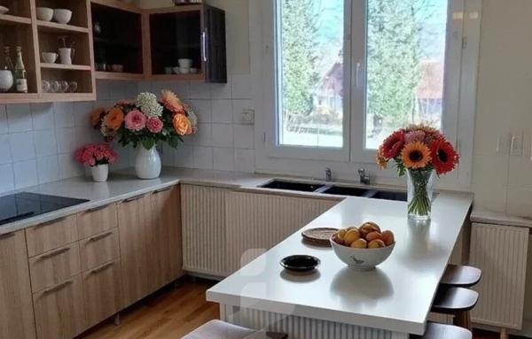 Maison dans un quartier calme et à proximité des commerces