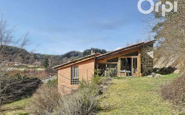 Maison à vendre    7 pièces •  Chalmazel