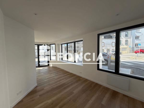 Location Local commercial 2 pièces 27.63 m² - 1 RUE SOLFERINO Brest 29200