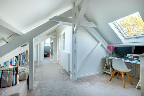 Maison à Dommartin, 69380 - 6 pièces 133m²