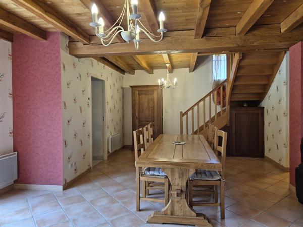 Tocane-Saint-Apre (24350) DORDOGNE - PERIGUEUX - TOCANE - ENSEMBLE IMMOBILIER - DEUX MAISONS - CAMPAGNE ET CALME - PROJET FAMILIAL - INV