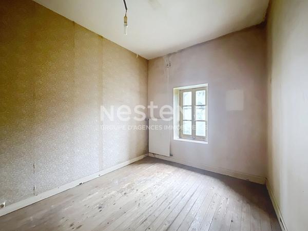 Maison Lucon a vendre rénovation pierre jardin centre ville