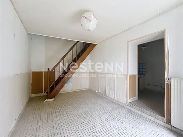 Maison Lucon a vendre rénovation pierre jardin centre ville