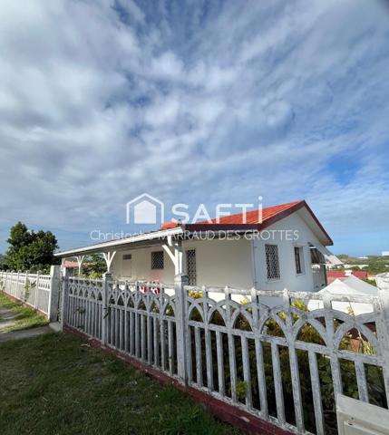 Maison sur deux niveaux avec piscine et T2 au RDC