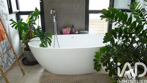 Maison à vendre 5 pièces 153 m² Saint-Pierre