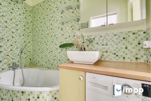 Appartement traversant au calme