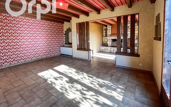 Maison à vendre    5 pièces •  Lachapelle-sous-Aubenas