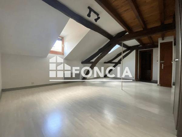 Location Studio 28 m² - 8 RUE COMBE DES DAMES Perigueux 24000