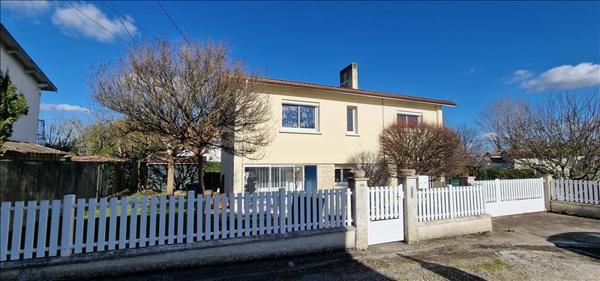 Maison à vendre |  Miramont-de-Guyenne |  4 pièces | 150 m²