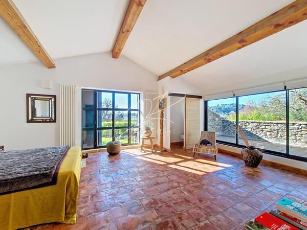 Château 1450 m² Parc 4 Ha